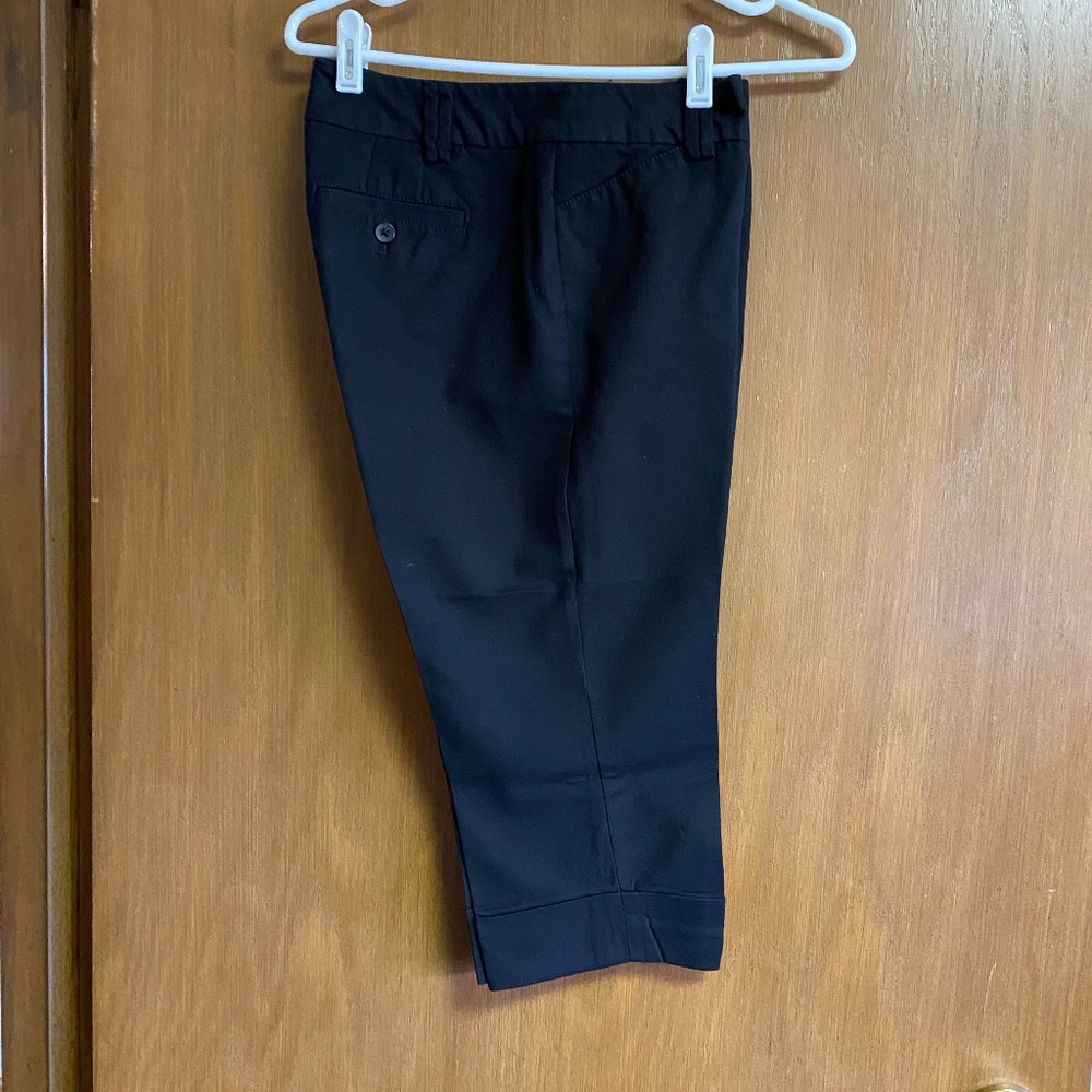 Ann Taylor Black Khaki Cropped Pants